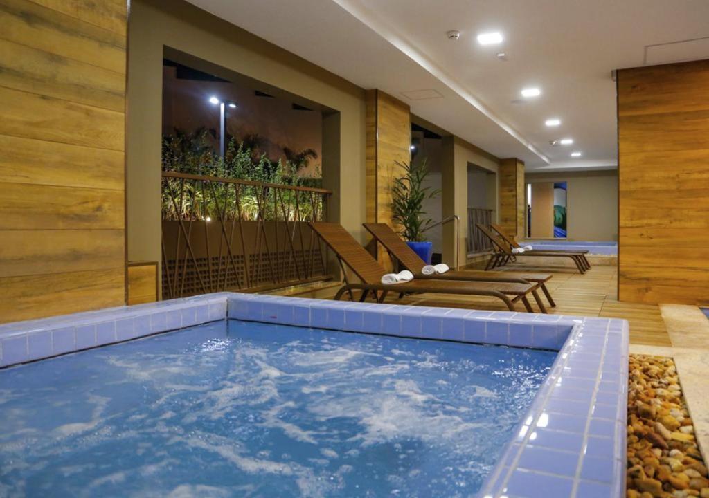 Hospedagem Para Ate 8 Pessoas No Enjoy Olimpia Park Resort Exterior foto